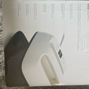 Brand new Cricut 9 x 9 heat press
